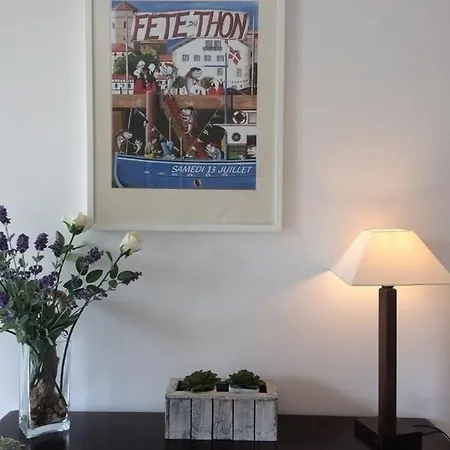 Appartement Bere Naia : Vacances En Centre-ville, Plages Et Commerces A Pied